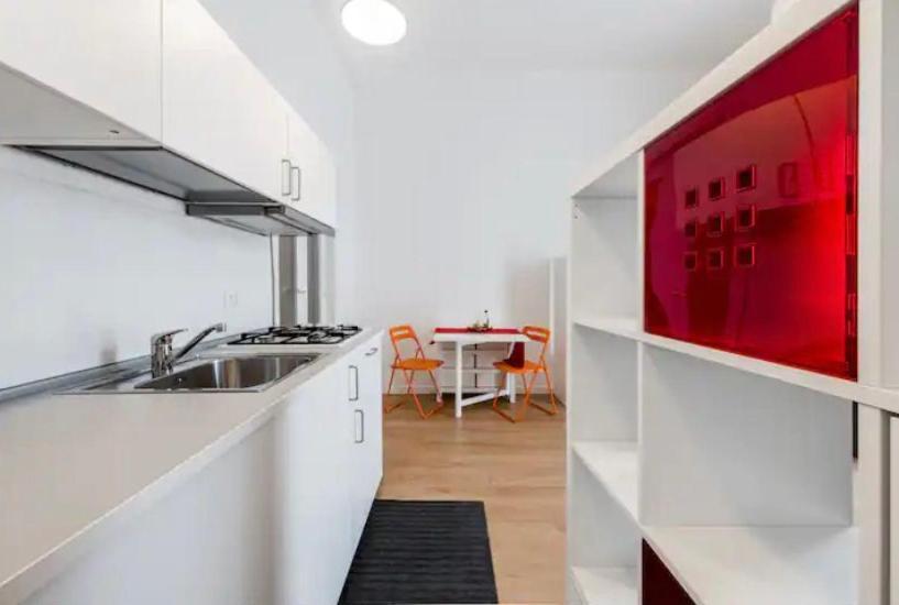 5Ino Apartment Бари Экстерьер фото